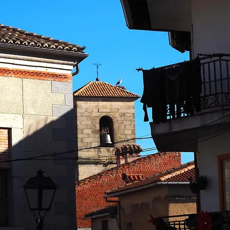 Cuatro Calles Piedralaves