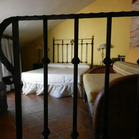 Cuatro Calles Country house *